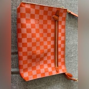 Authentic Louis Vuitton crossbody made in France.